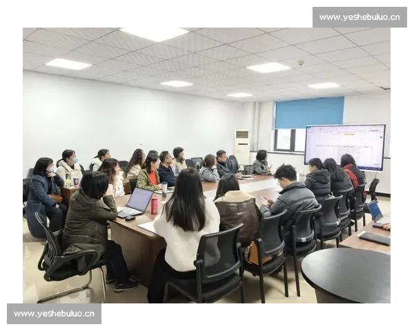 聚焦小组赛赛程走势解析球队晋级形势与关键看点全面前瞻与实战策略